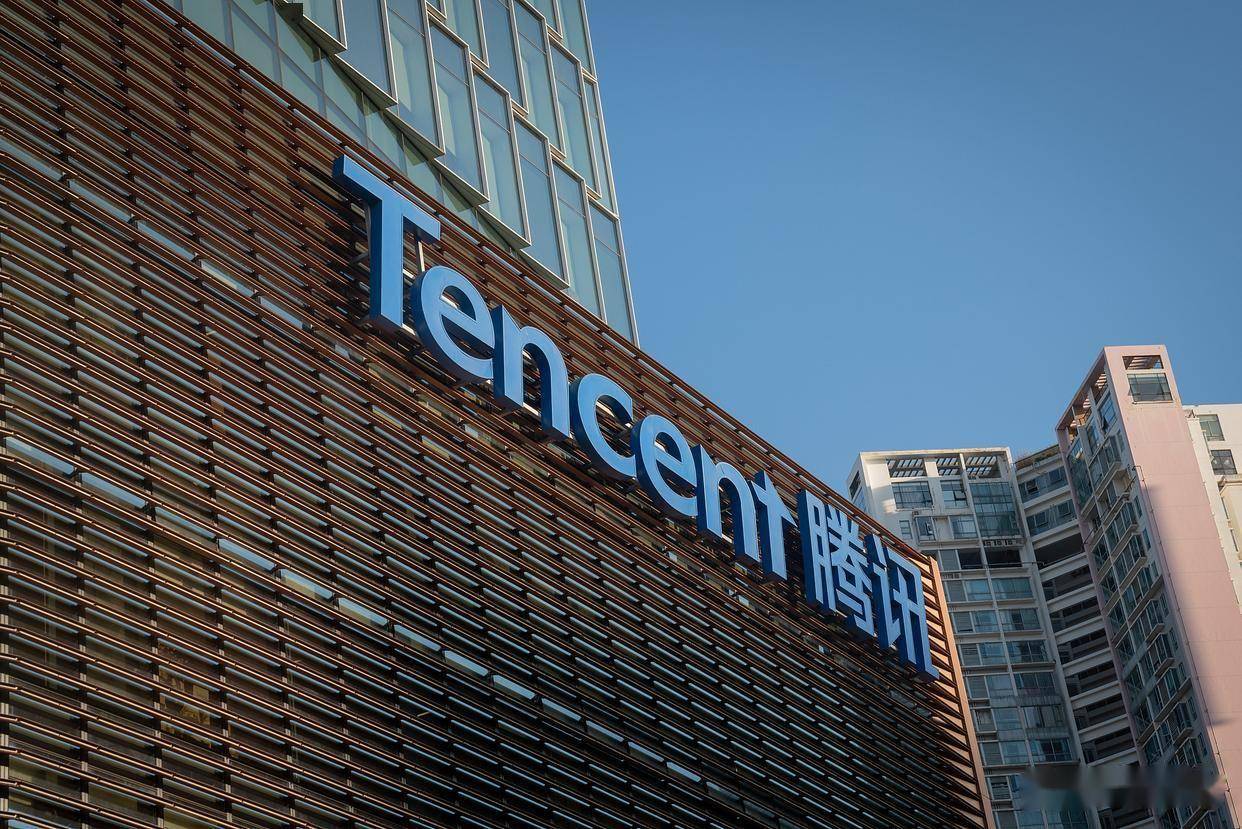 跟进美国，中国在港落地《稳定币条例》，中美金融博弈并非充Q币