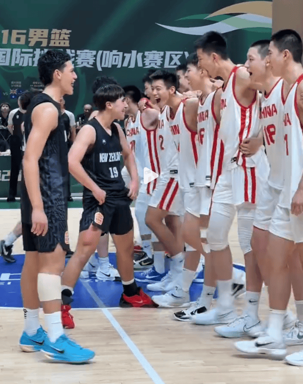5连胜！掀翻3大豪强！连赢欧洲强敌和澳洲两劲旅，U16男篮太强了