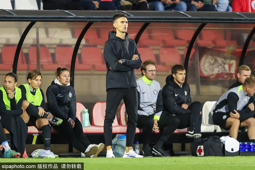 齐沃：国米球员的表现很出色，我有四名强大的前锋而年龄不是问题