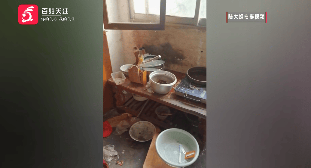 心酸!12岁男孩“独居”贵阳一安置房内,父亲回应:迫于无奈,因为……