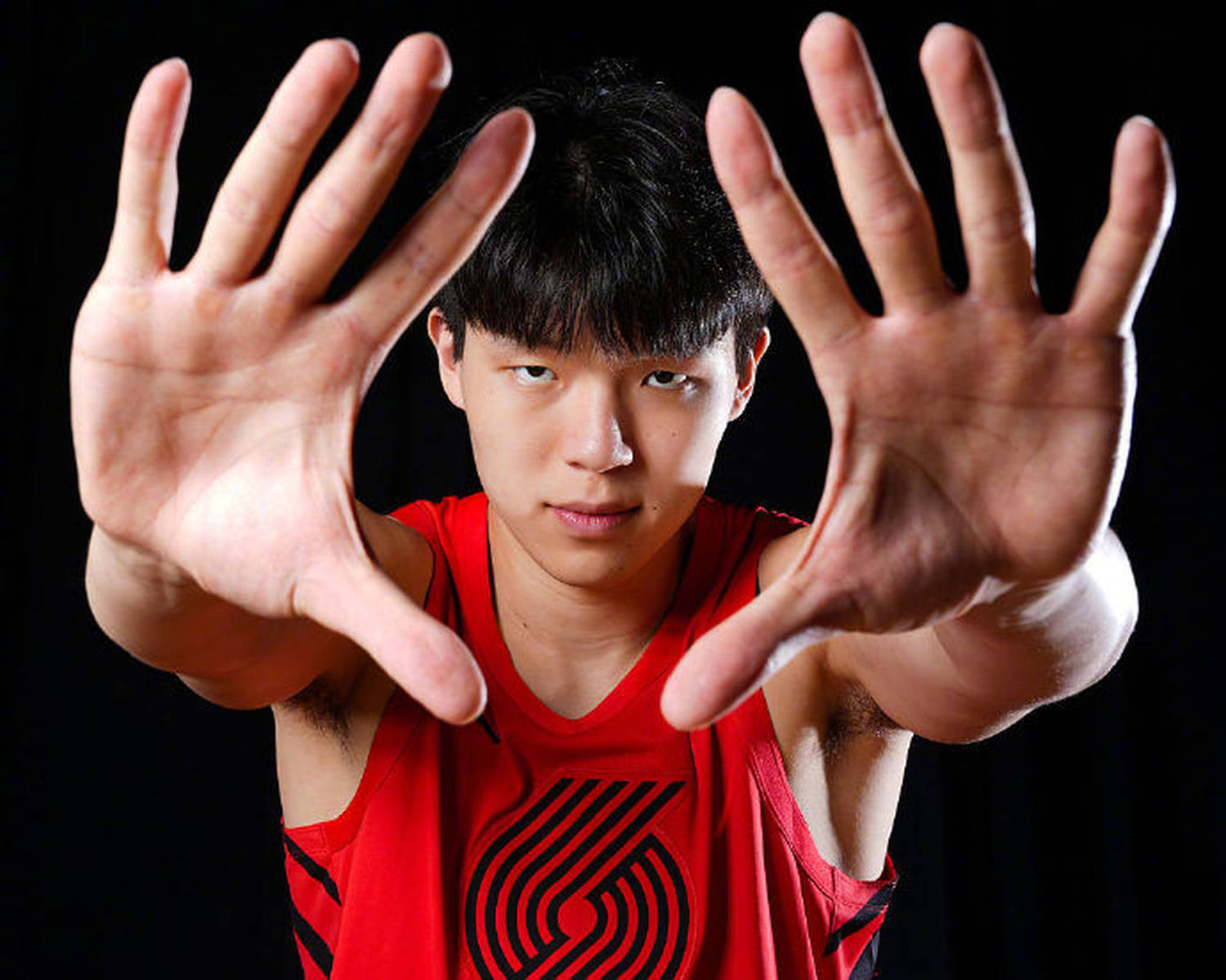 队记:杨瀚森能成为组织核心 管理层喜欢他的传球